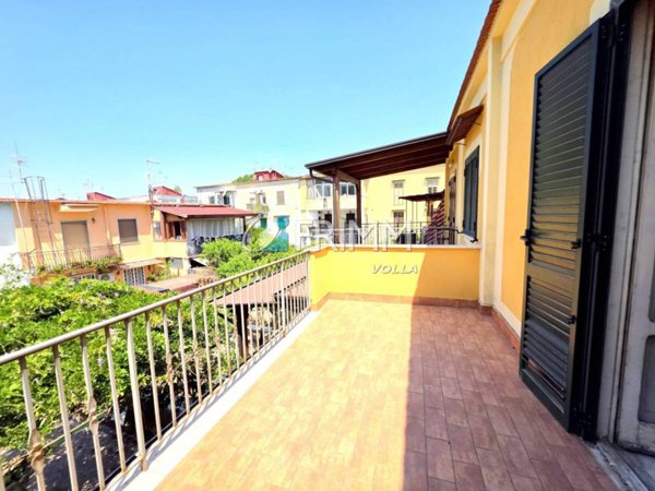 casa indipendente in vendita a Napoli in zona Ponticelli