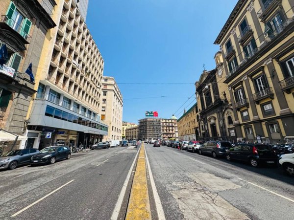negozio in vendita a Napoli