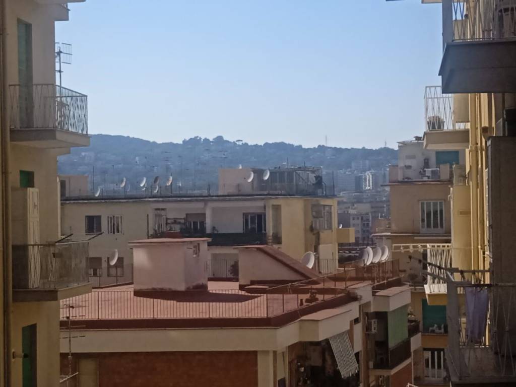 appartamento in vendita a Napoli in zona Arenella