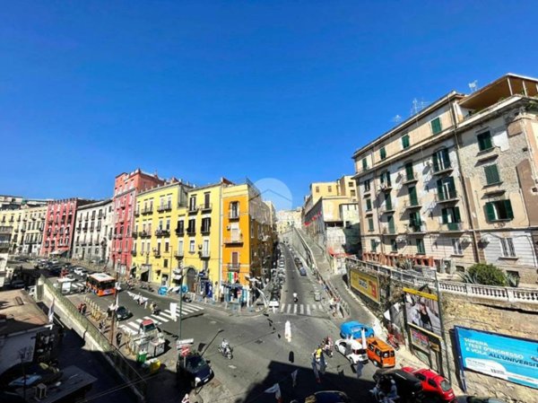 appartamento in vendita a Napoli in zona Pendino / San Giuseppe