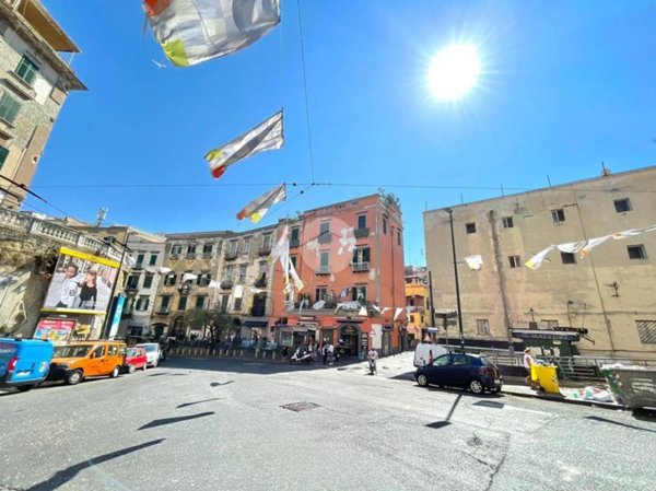 appartamento in vendita a Napoli in zona Pendino / San Giuseppe