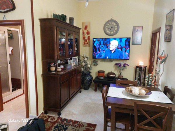 appartamento in vendita a Napoli in zona Stella
