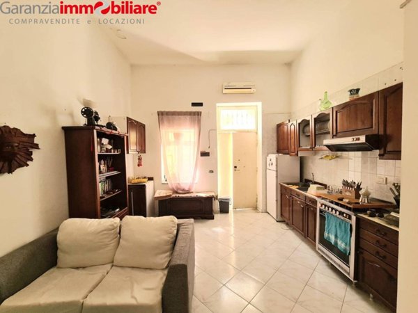 appartamento in vendita a Napoli in zona Pendino / San Giuseppe