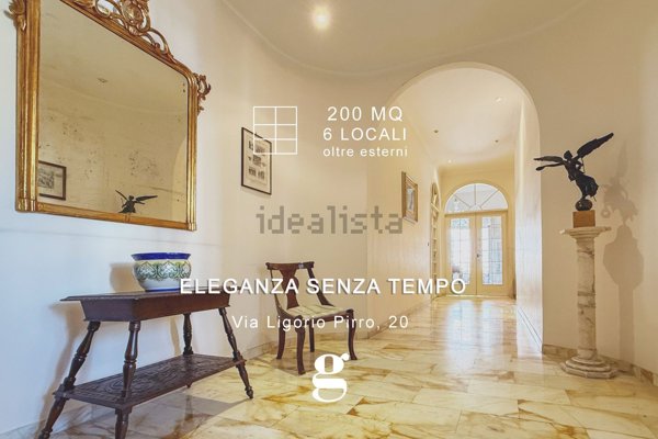 appartamento in vendita a Napoli in zona Vomero