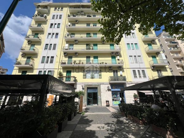 appartamento in vendita a Napoli in zona Arenella