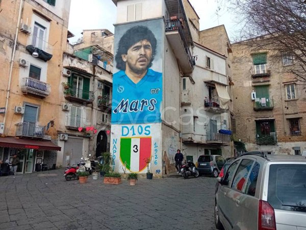 appartamento in vendita a Napoli in zona Stella
