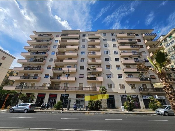 appartamento in vendita a Napoli in zona Fuorigrotta