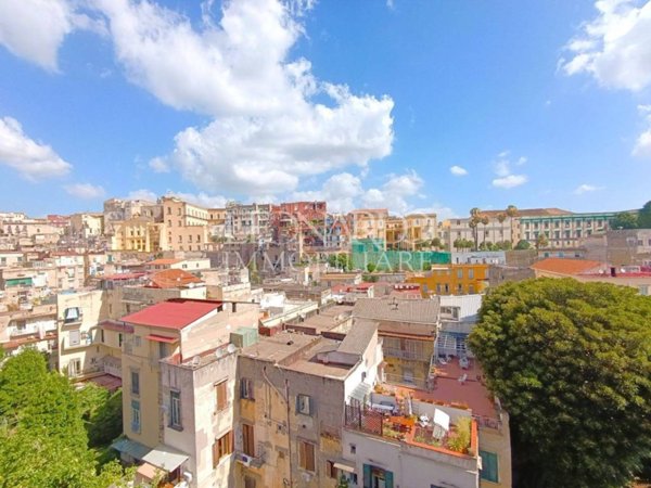 appartamento in vendita a Napoli in zona Avvocata