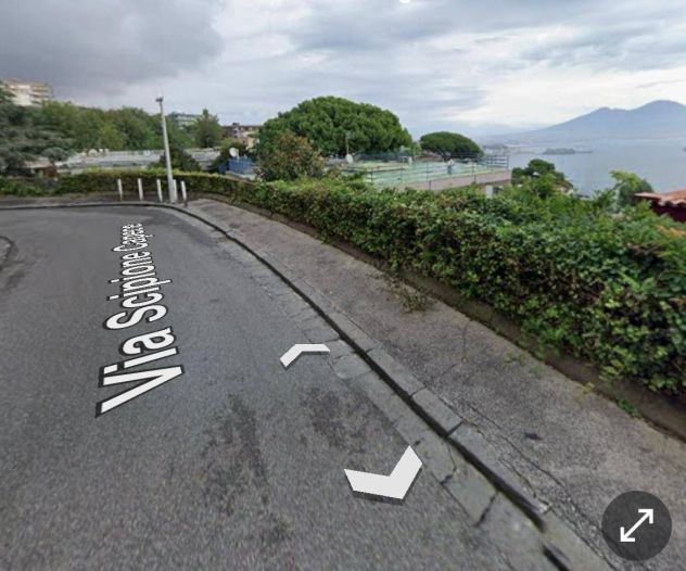 appartamento in vendita a Napoli in zona Posillipo