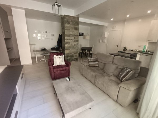 appartamento in vendita a Napoli in zona Vomero