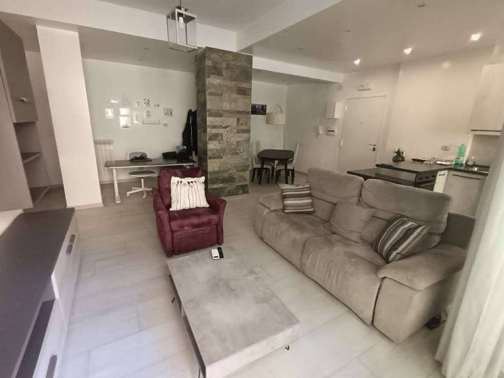 appartamento in vendita a Napoli in zona Vomero