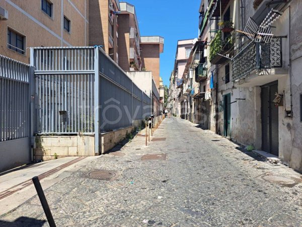 appartamento in vendita a Napoli in zona San Ferdinando
