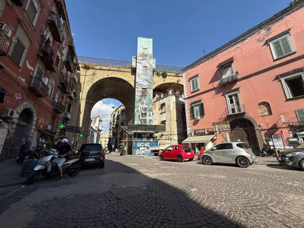 appartamento in vendita a Napoli