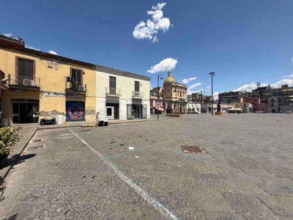 negozio in vendita a Napoli
