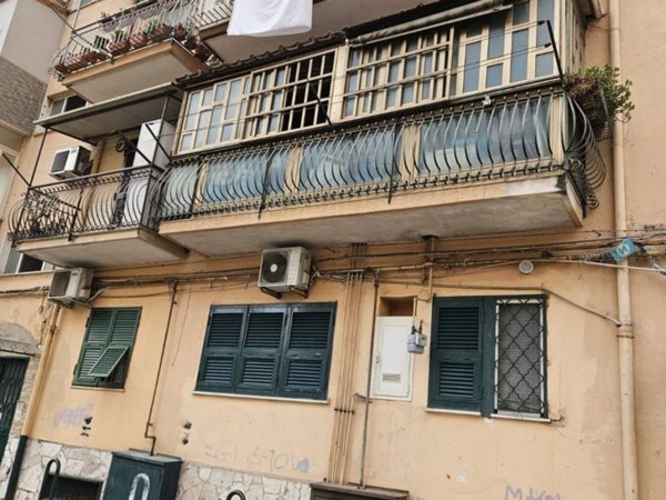 appartamento in vendita a Napoli in zona Barra