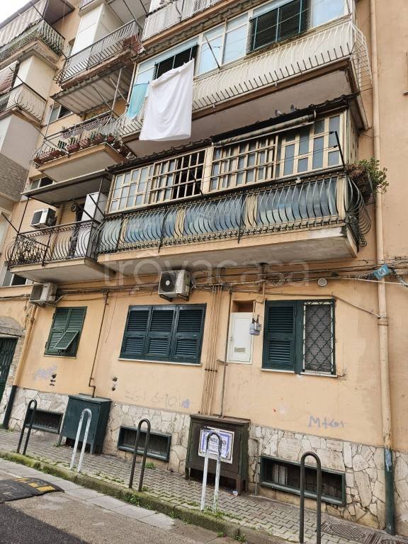 appartamento in vendita a Napoli in zona San Giovanni a Teduccio