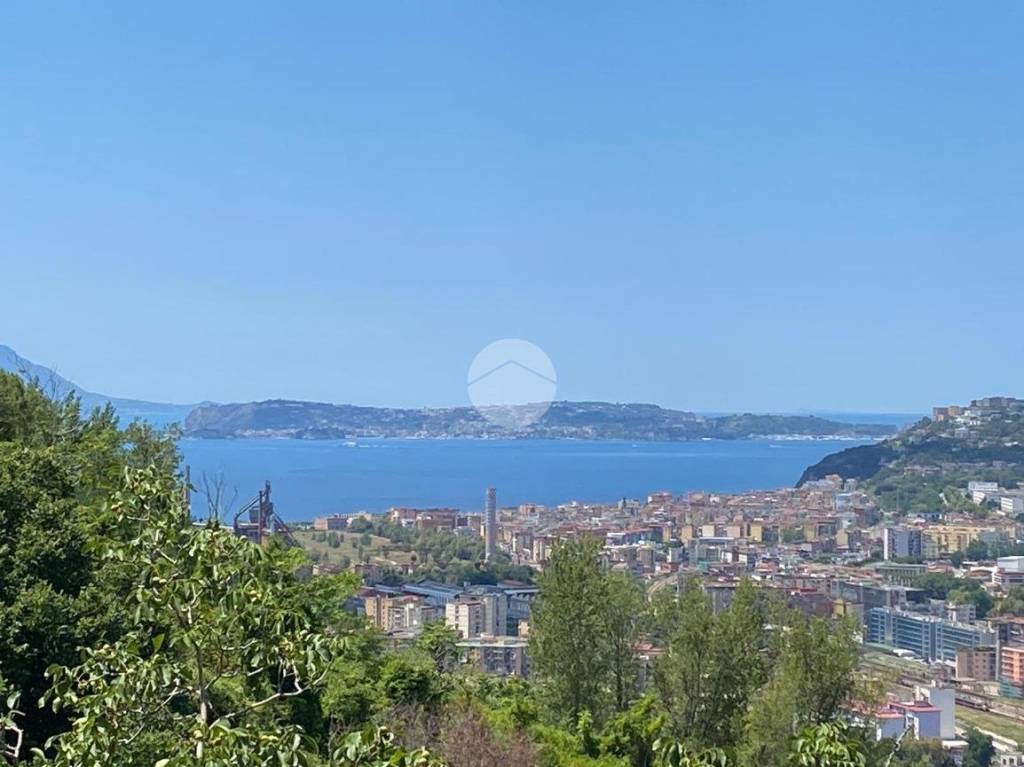 appartamento in vendita a Napoli in zona Posillipo