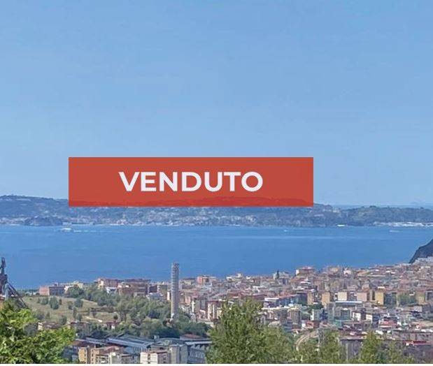 appartamento in vendita a Napoli in zona Posillipo