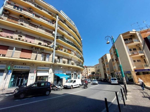 appartamento in vendita a Napoli in zona Arenella