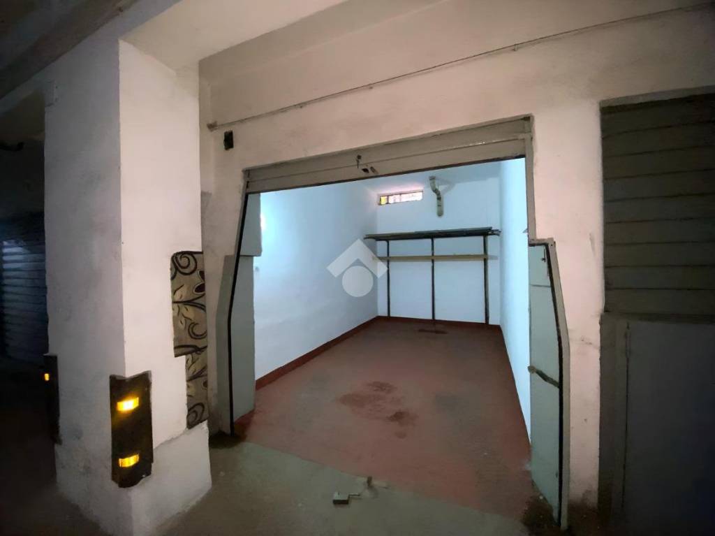 ufficio in vendita a Napoli in zona Secondigliano