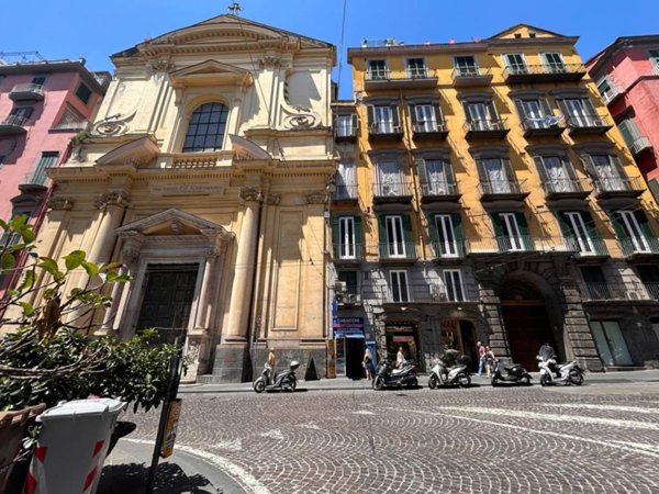 appartamento in vendita a Napoli