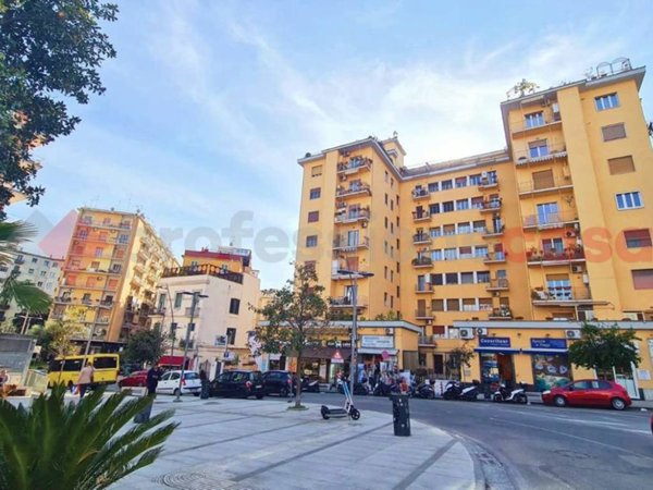 appartamento in vendita a Napoli in zona Arenella