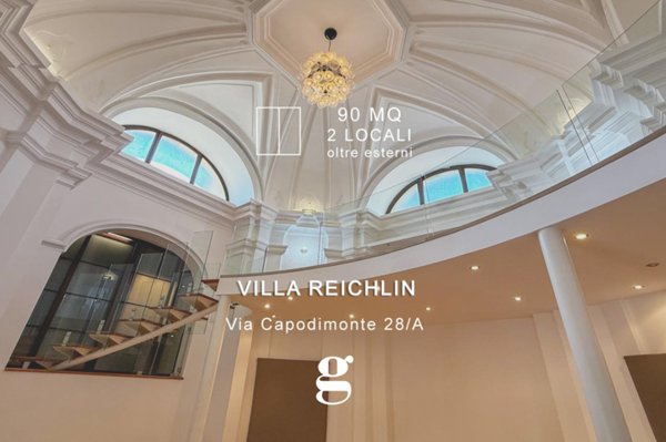 appartamento in vendita a Napoli in zona Chiaia