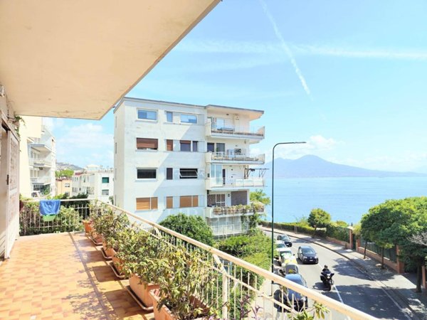 appartamento in vendita a Napoli in zona Posillipo