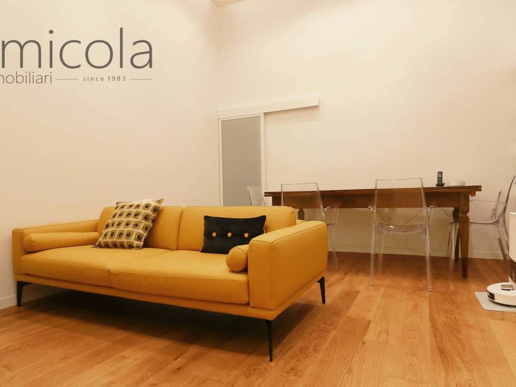 appartamento in vendita a Napoli in zona Stella