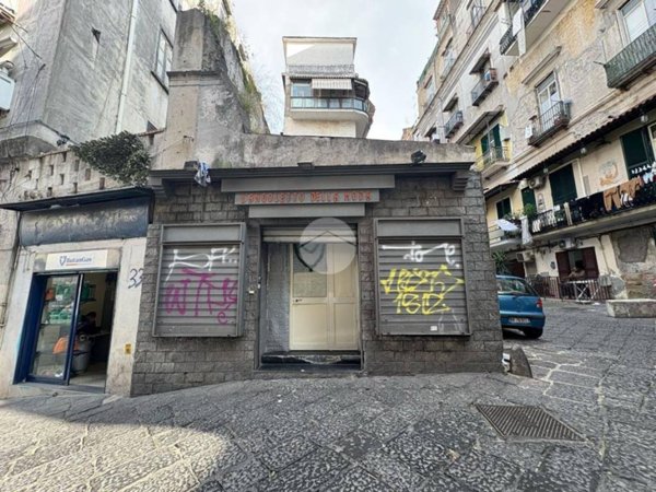 negozio in vendita a Napoli