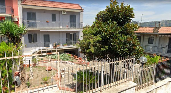 casa indipendente in vendita a Napoli in zona Pianura