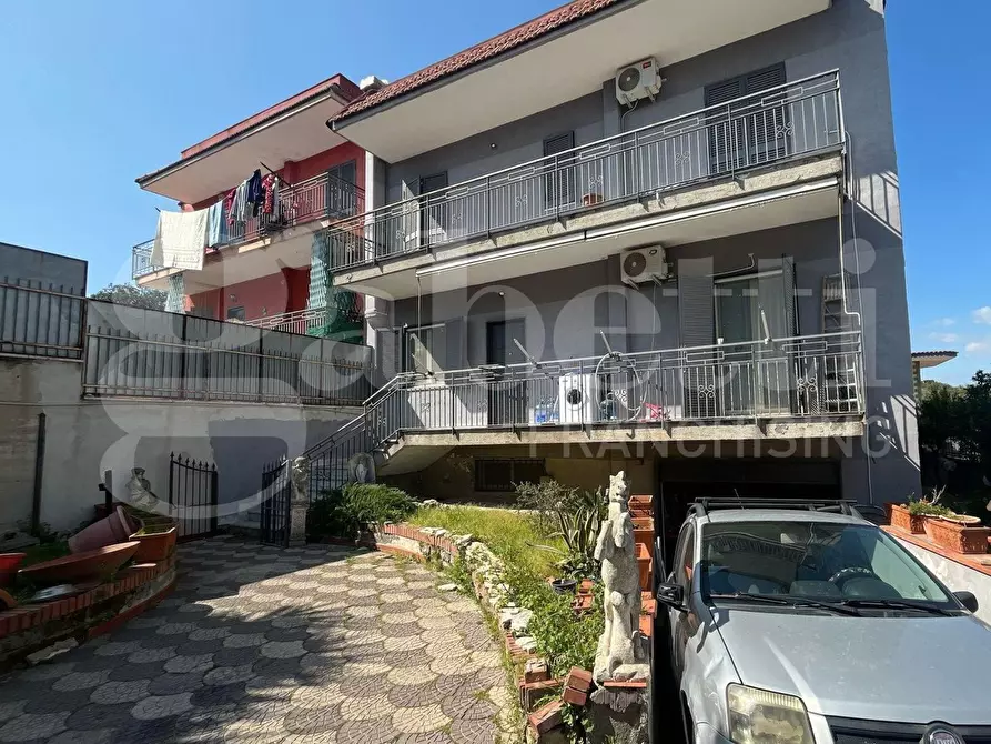 casa indipendente in vendita a Napoli in zona Pianura