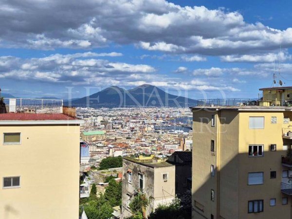 appartamento in vendita a Napoli in zona Arenella