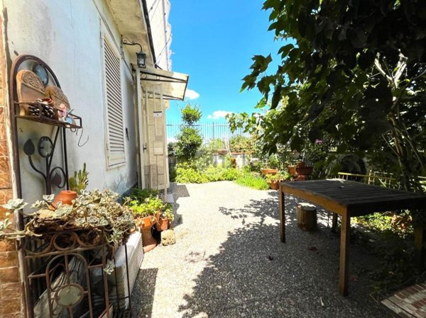 appartamento in vendita a Napoli in zona Marianella