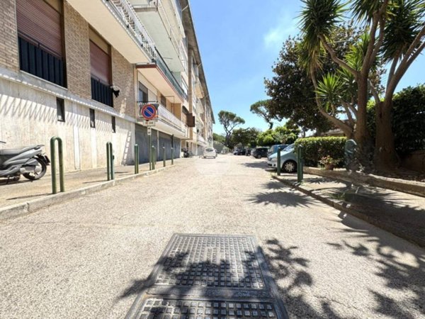 appartamento in vendita a Napoli in zona Soccavo