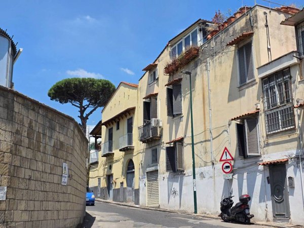 appartamento in vendita a Napoli in zona Camaldoli