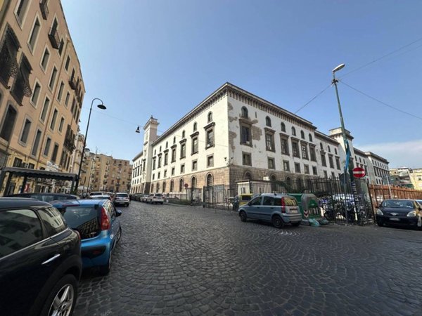 negozio in vendita a Napoli