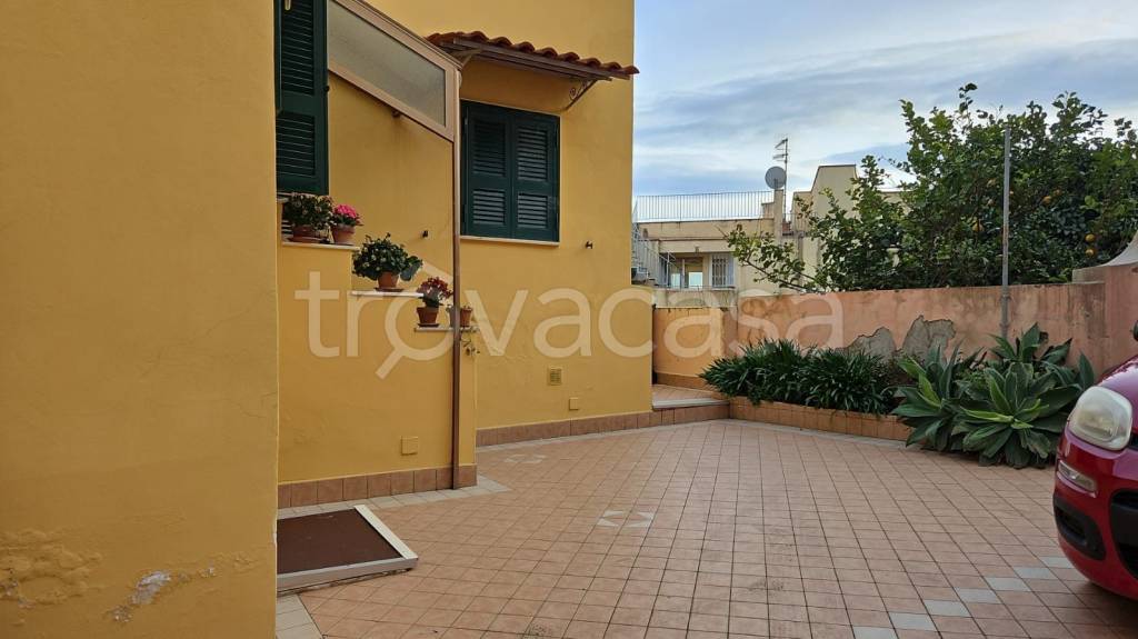 appartamento in vendita a Napoli in zona Posillipo