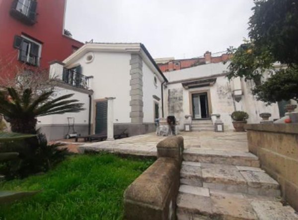 casa indipendente in vendita a Napoli