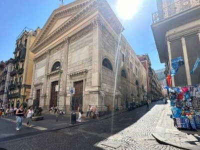 appartamento in vendita a Napoli in zona Pendino / San Giuseppe