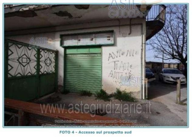terreno edificabile in vendita a Napoli in zona Scampia