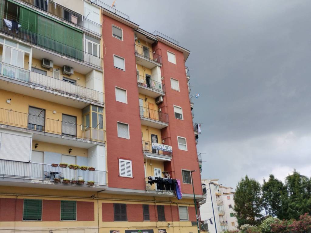 appartamento in vendita a Napoli in zona Secondigliano