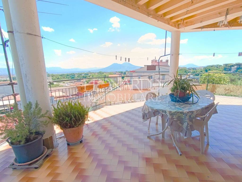 appartamento in vendita a Napoli in zona Piscinola