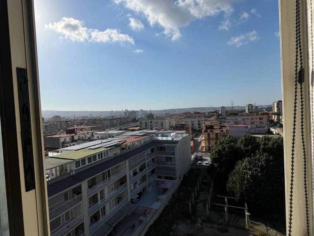 appartamento in vendita a Napoli in zona Barra