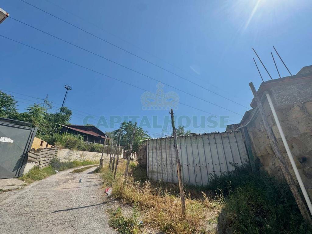 terreno agricolo in vendita a Napoli in zona Bagnoli