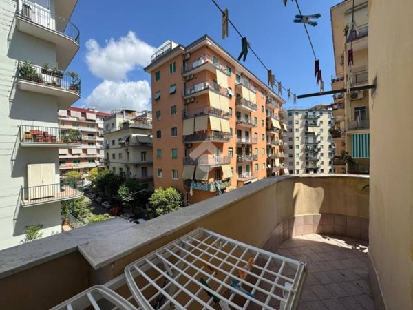 appartamento in vendita a Napoli in zona Arenella
