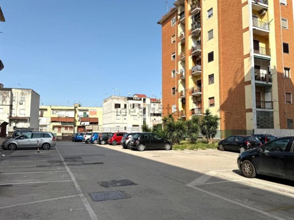 appartamento in vendita a Napoli in zona Soccavo