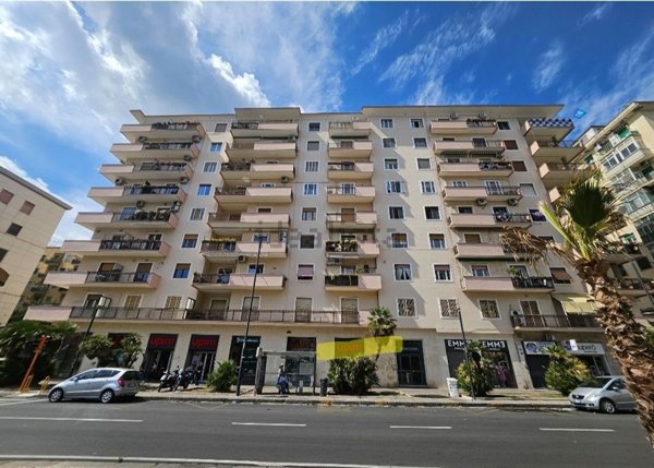 appartamento in vendita a Napoli in zona Fuorigrotta