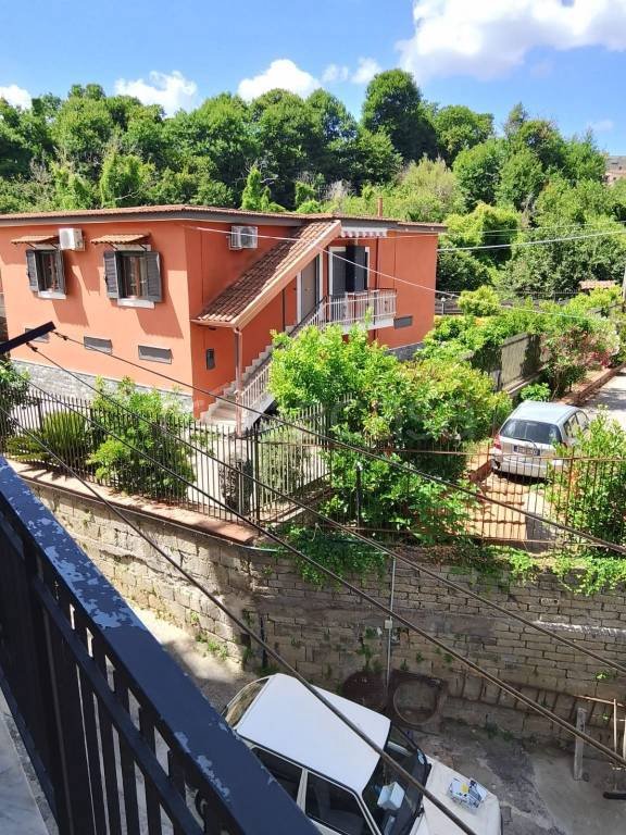 appartamento in vendita a Napoli in zona Pendino / San Giuseppe