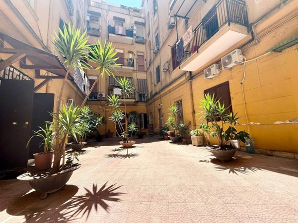 appartamento in vendita a Napoli